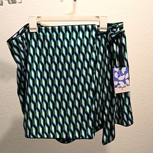 Brand New w/ tag DIANE VON FURSTENBERG  DVF for Target Skort size XXL Arrow geo